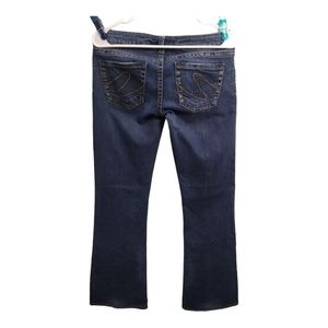 𝅺Silver Tuesday Dark Wash Embroidered Jeans Size 29